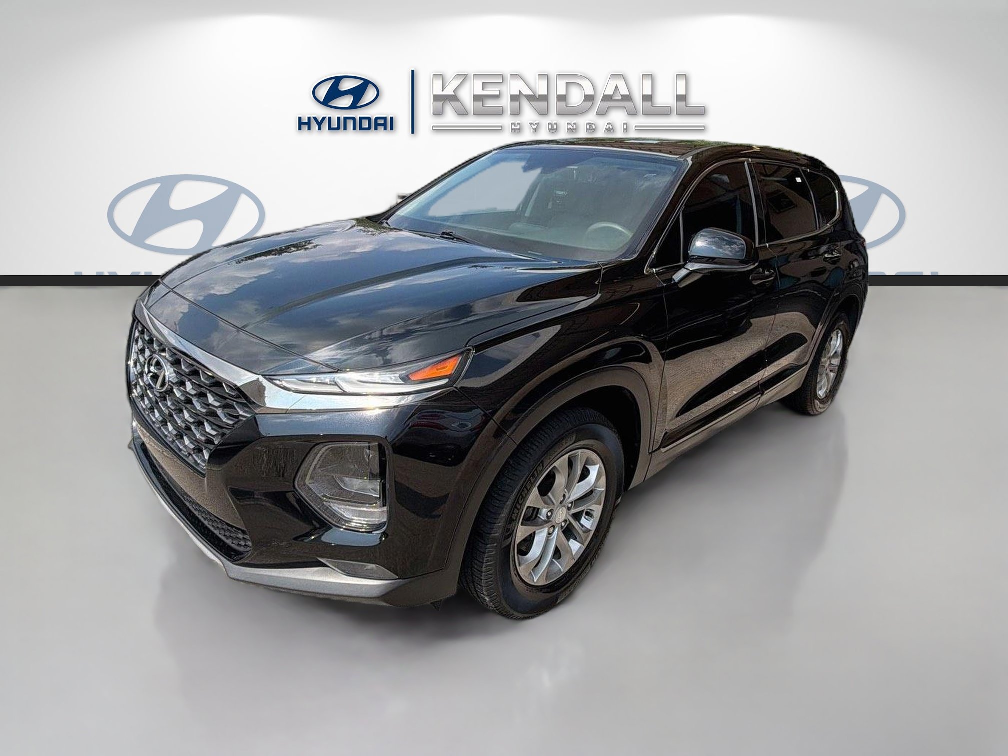 Used 2019 Hyundai Santa Fe SEL FWD image 3