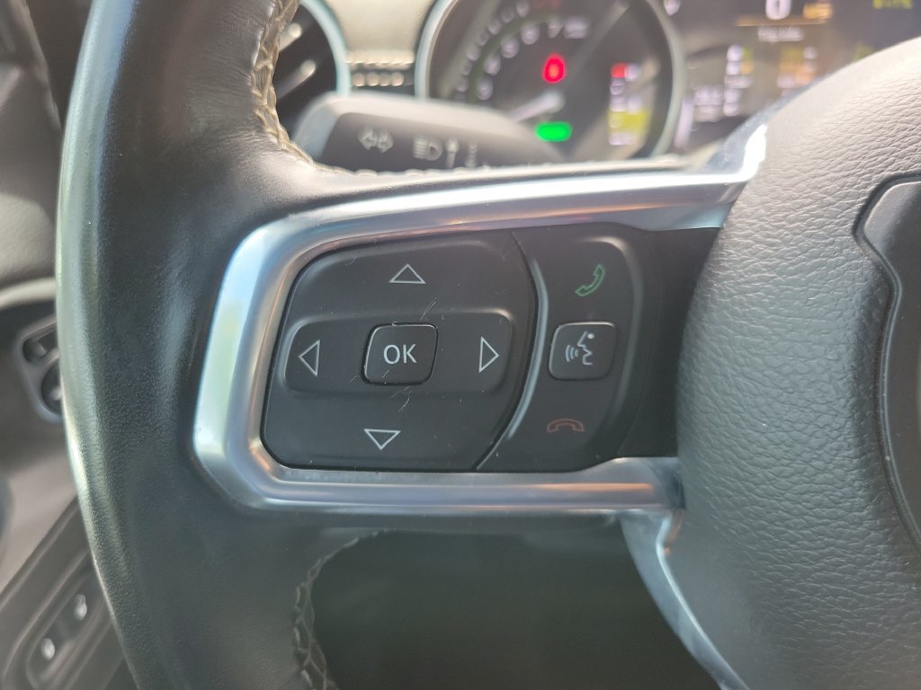 Used 2021 Jeep Wrangler Unlimited Sahara w/ Cold Weather Group AWD/4WD image 20