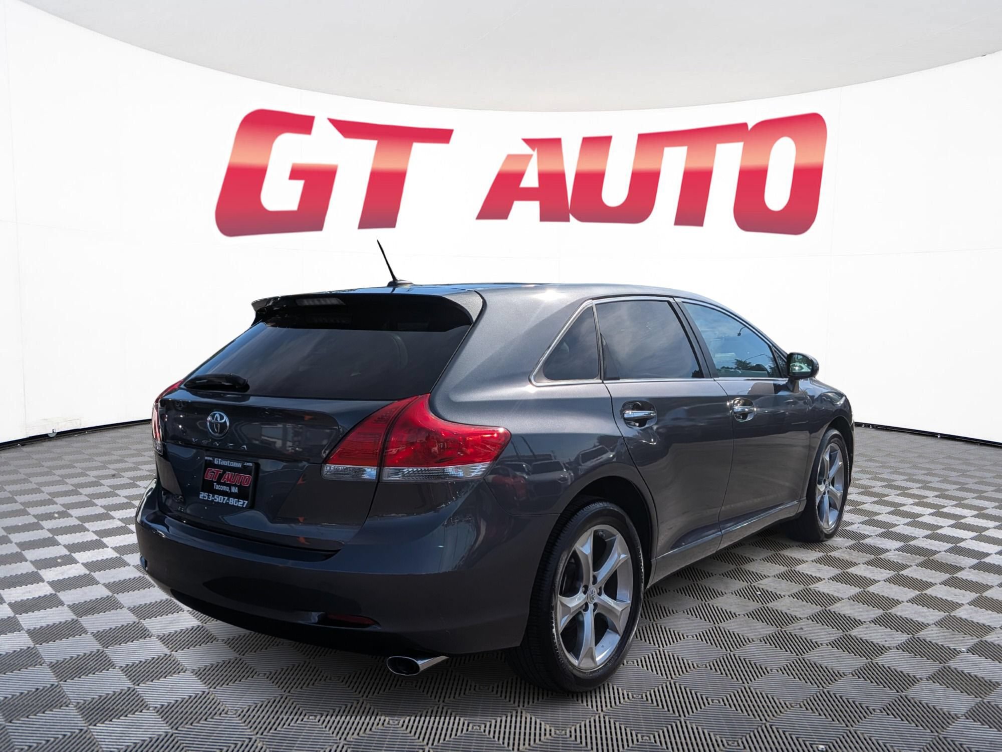 Used 2011 Toyota Venza w/ Premium Pkg #2 FWD image 4