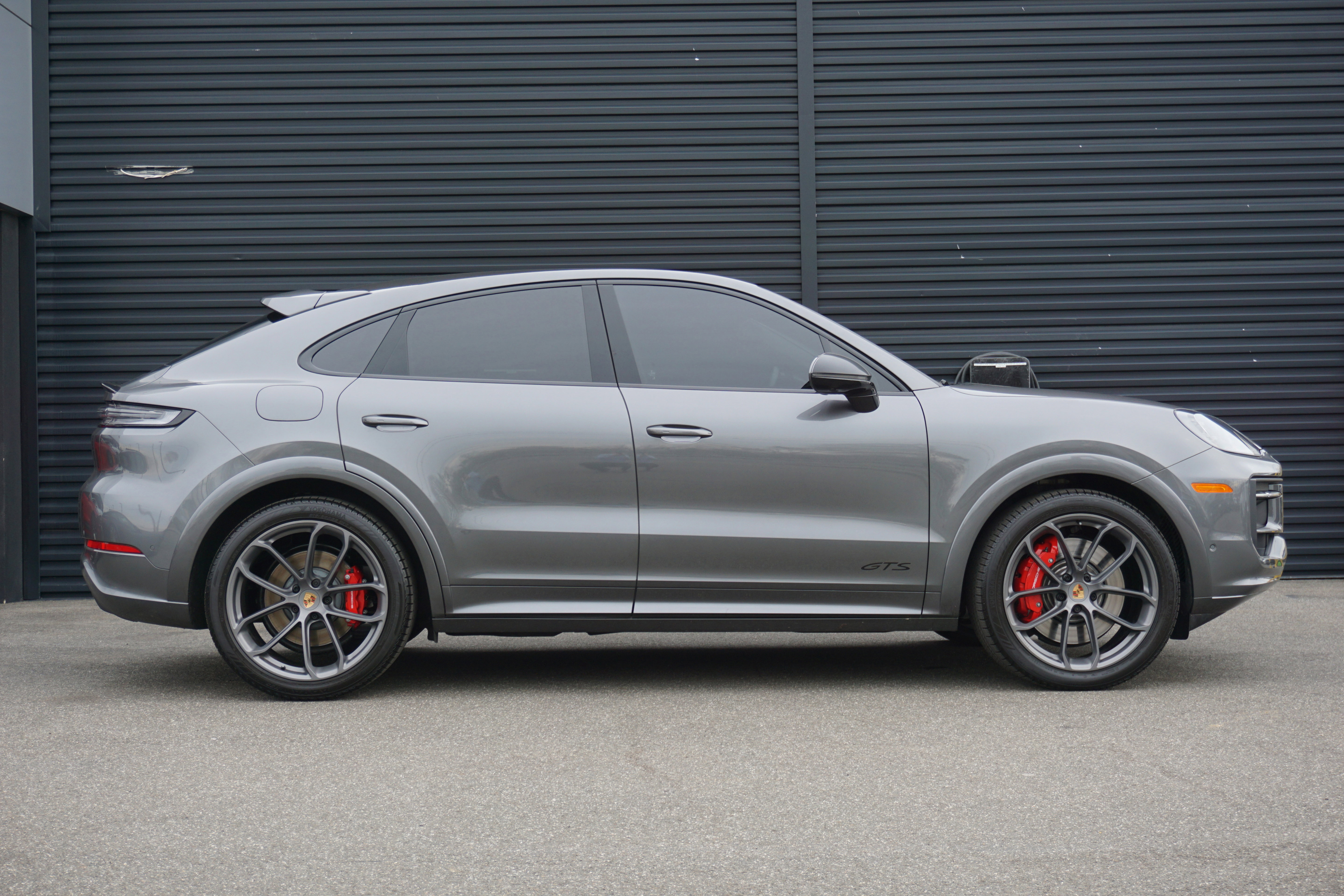 Certified 2025 Porsche Cayenne GTS image 8