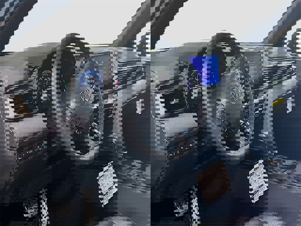 New 2026 Toyota Camry SE image 10