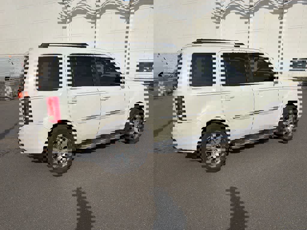 Used 2015 Honda Pilot Touring image 16