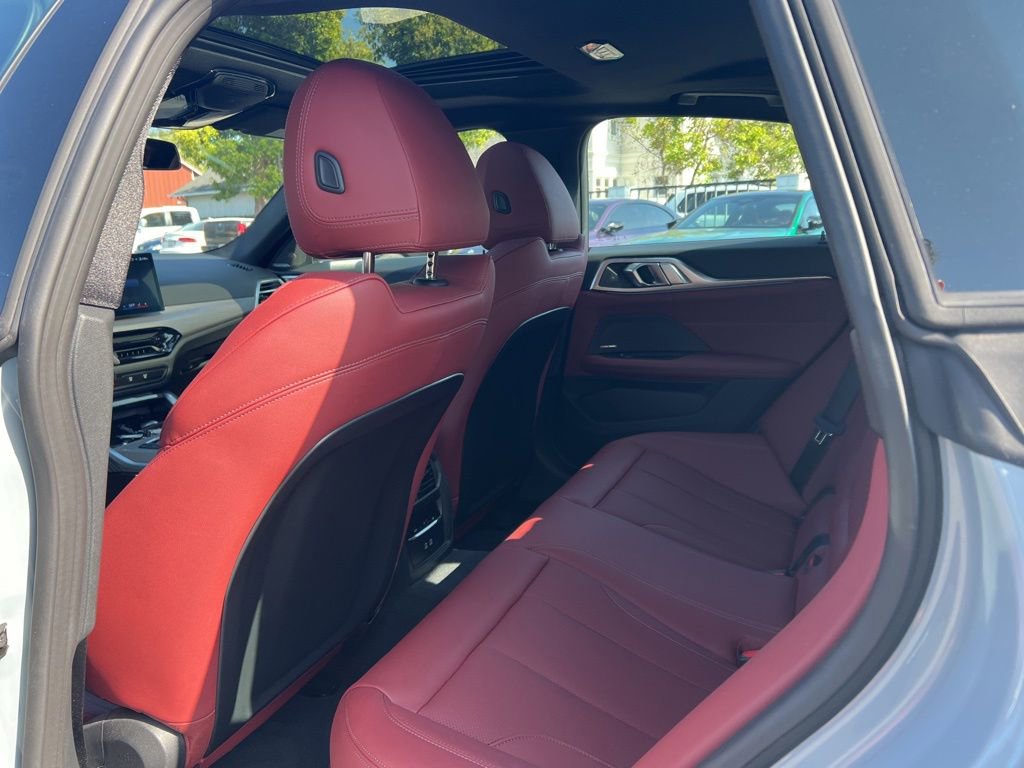 Certified 2025 BMW i4 eDrive40 w/ M Sport Package RWD image 11
