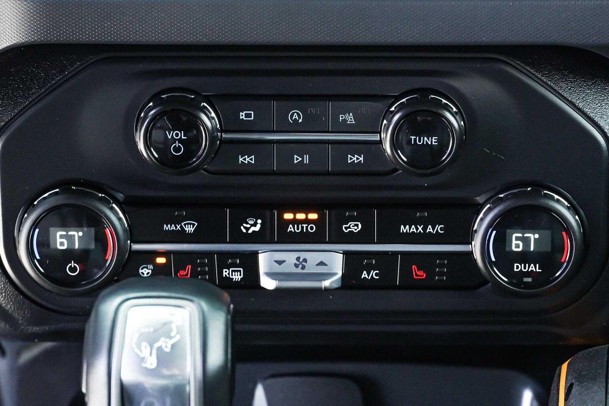 Used 2024 Ford Bronco Badlands AWD/4WD image 36
