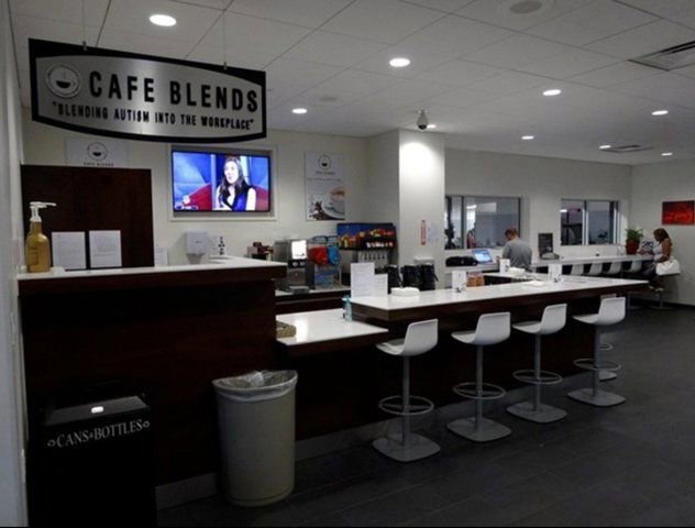 Used 2023 Tesla Model Y Long Range image 29