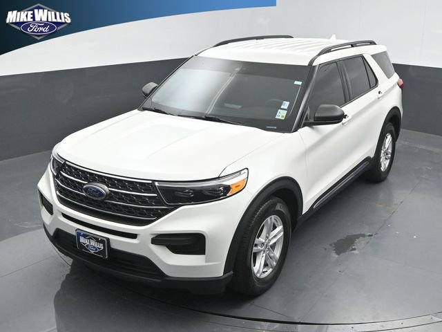 Used 2024 Ford Explorer XLT image 11
