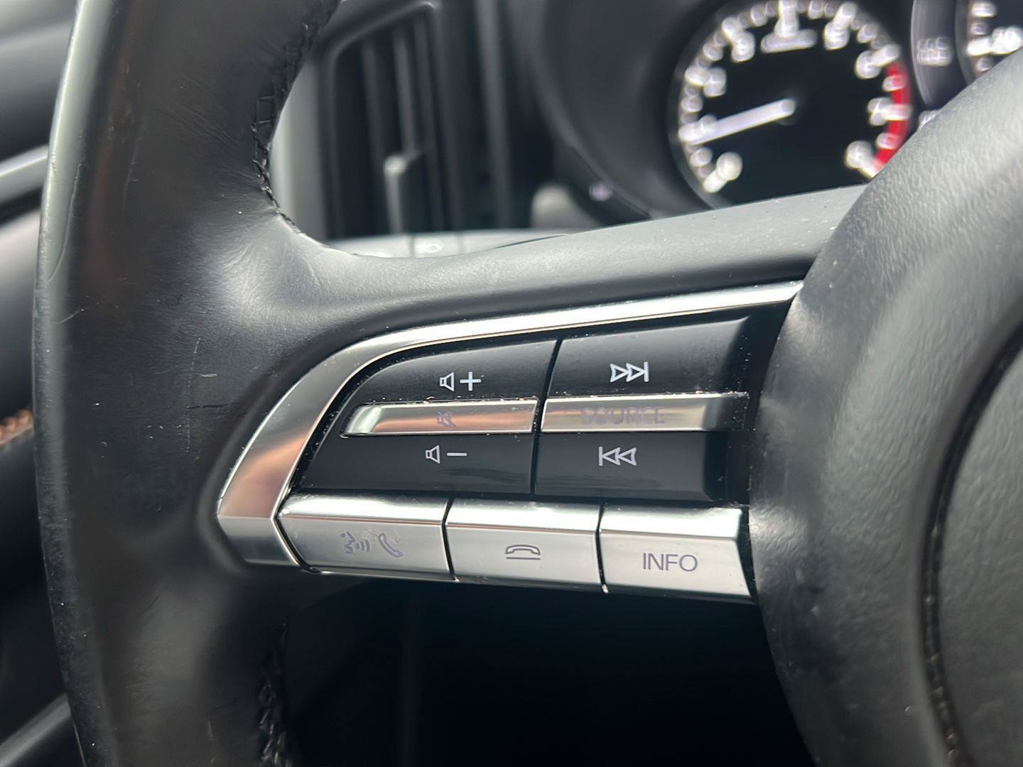Used 2023 MAZDA CX-50 AWD 2.5 Turbo w/ Accent Package image 4