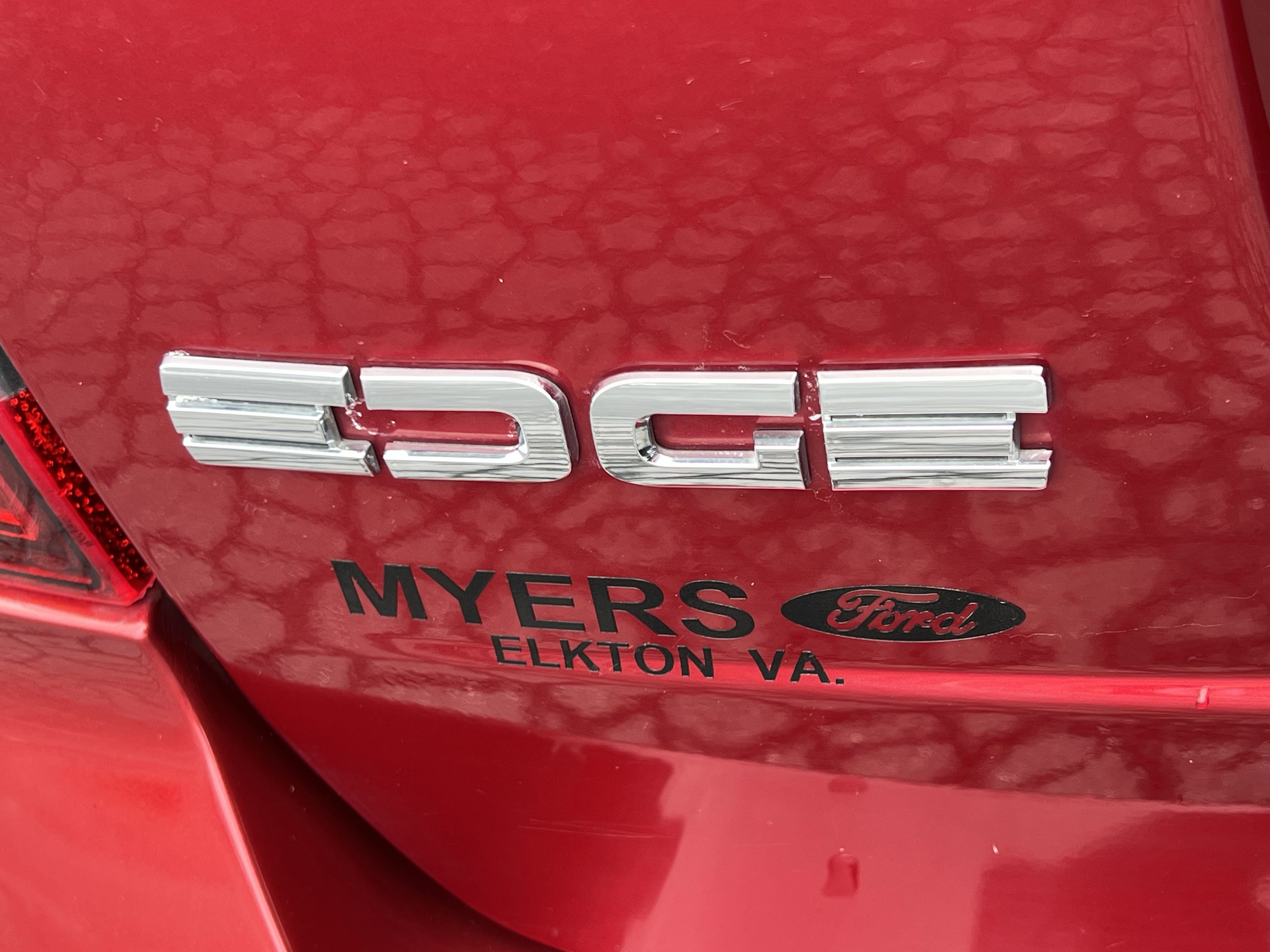 Used 2014 Ford Edge Sport w/ Driver Entry Package FWD image 9