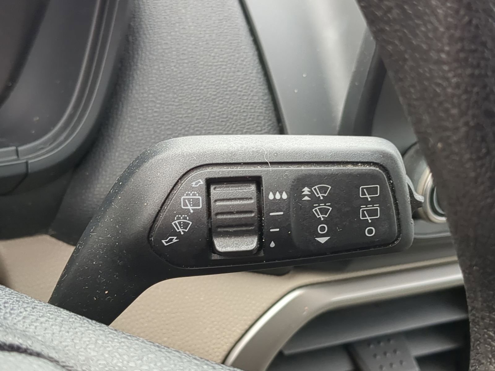 Used 2021 Ford EcoSport S image 28