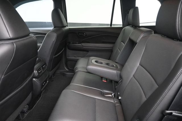 Used 2025 Honda Passport EX-L image 19