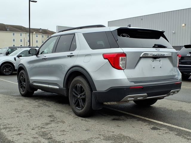 Used 2022 Ford Explorer XLT image 7