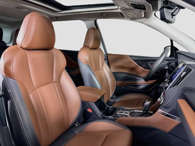 Certified 2023 Subaru Forester Touring AWD/4WD image 32