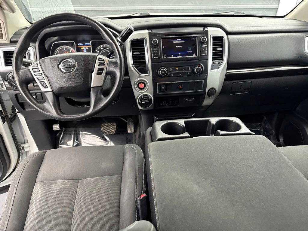 Used 2019 Nissan Titan SV AWD/4WD image 12