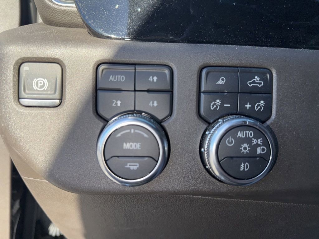 Used 2024 GMC Sierra 1500 SLT w/ SLT Convenience Package image 13