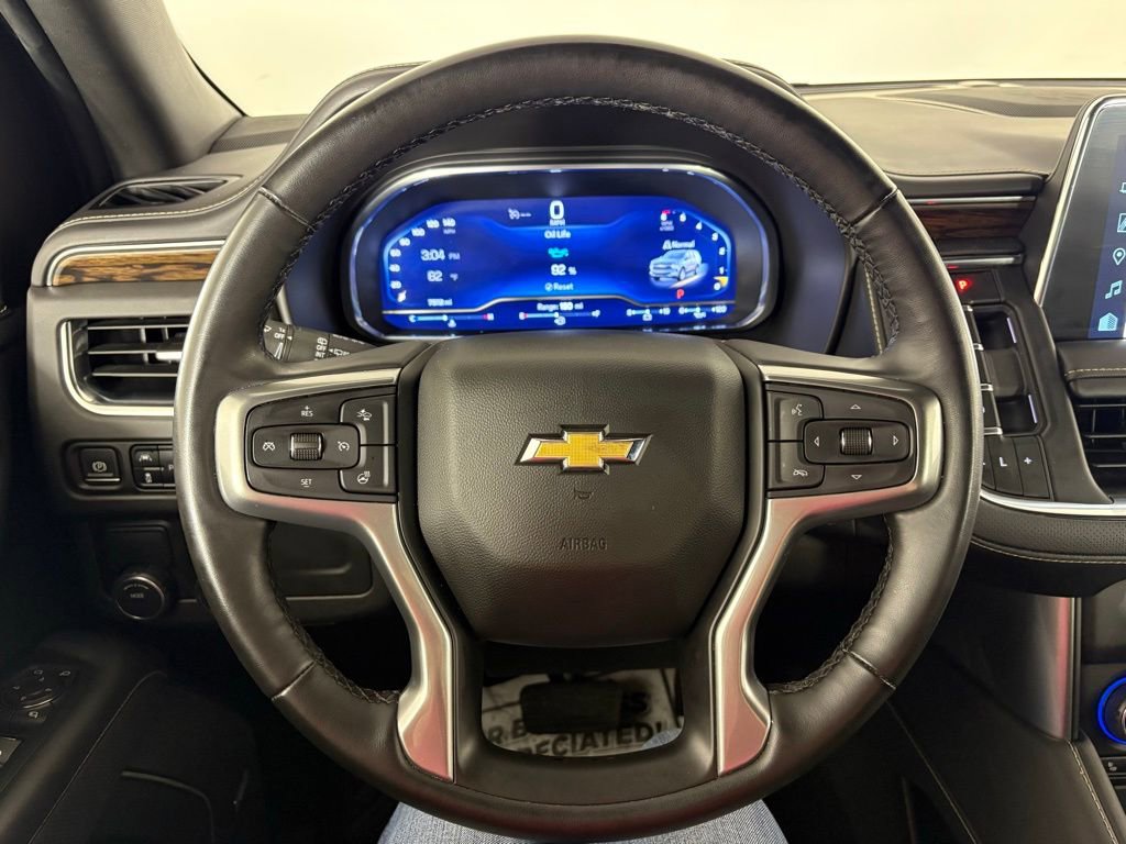 Used 2023 Chevrolet Suburban Premier image 20