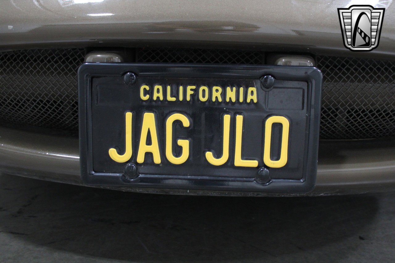 Used 2001 Jaguar XK8 Convertible image 14