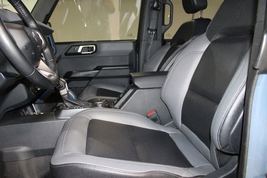 Used 2024 Ford Bronco Black Diamond w/ Sasquatch Package image 16