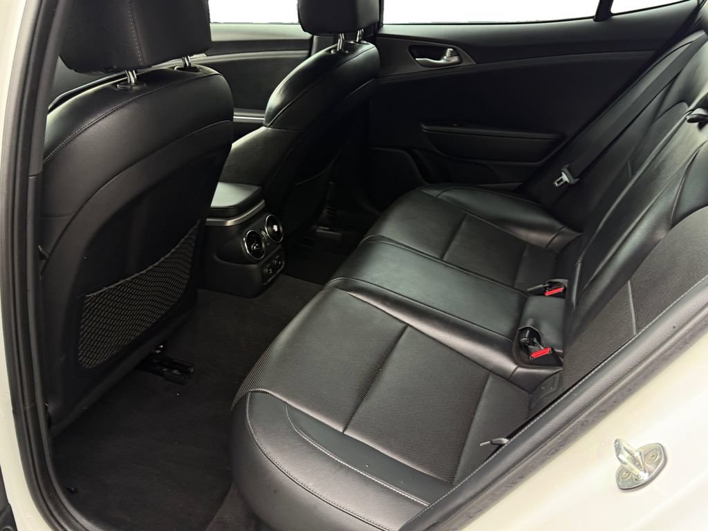 Used 2019 Kia Stinger GT RWD image 12