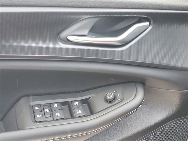 New 2025 Jeep Grand Cherokee Laredo X w/ Luxury Tech Group I image 17