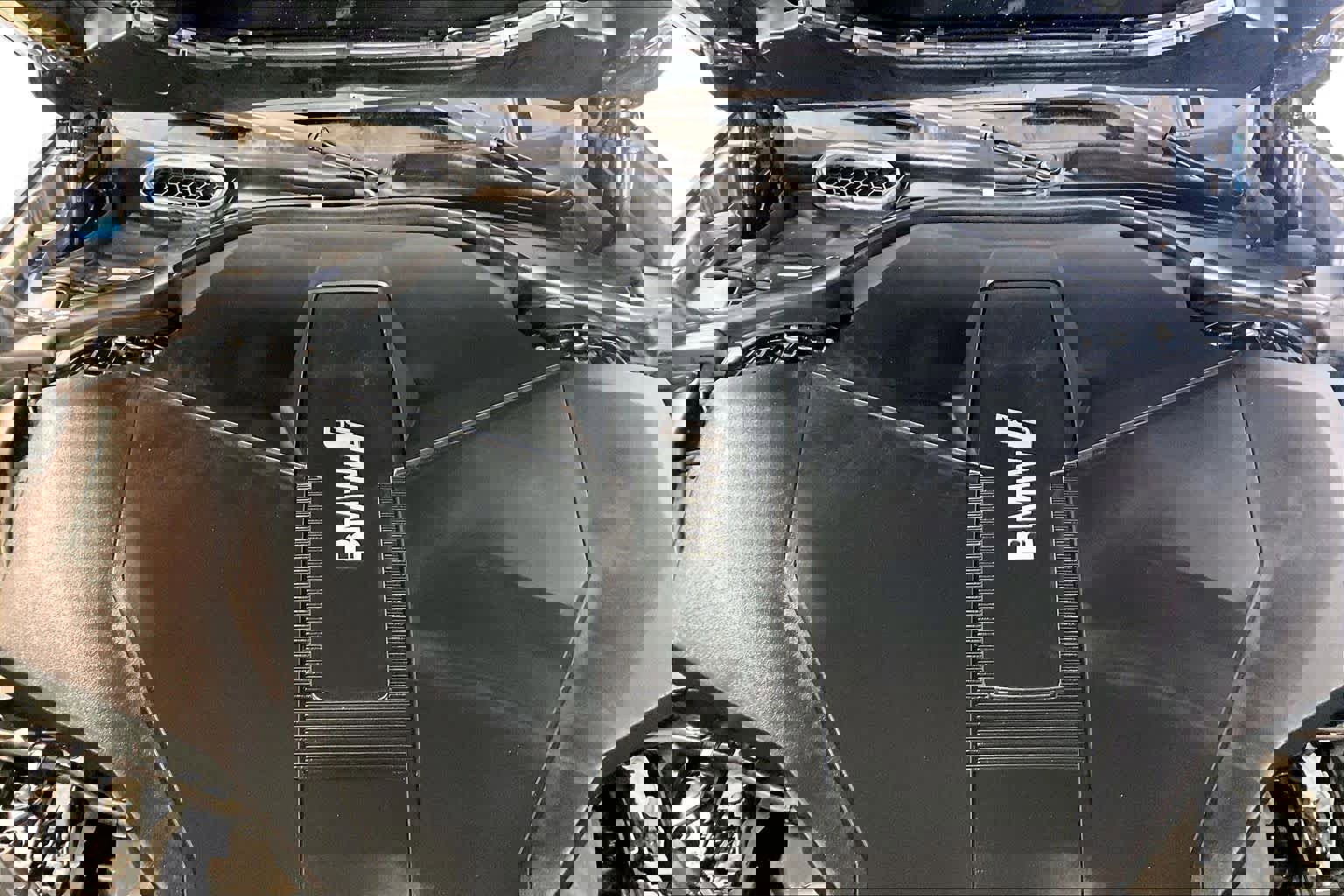 Used 2023 BMW i7 xDrive60 w/ Executive Package 2 image 28