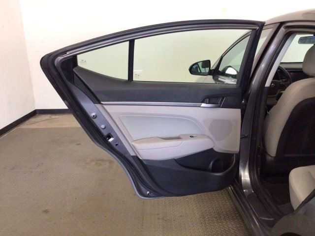 Used 2018 Hyundai Elantra SEL FWD image 12