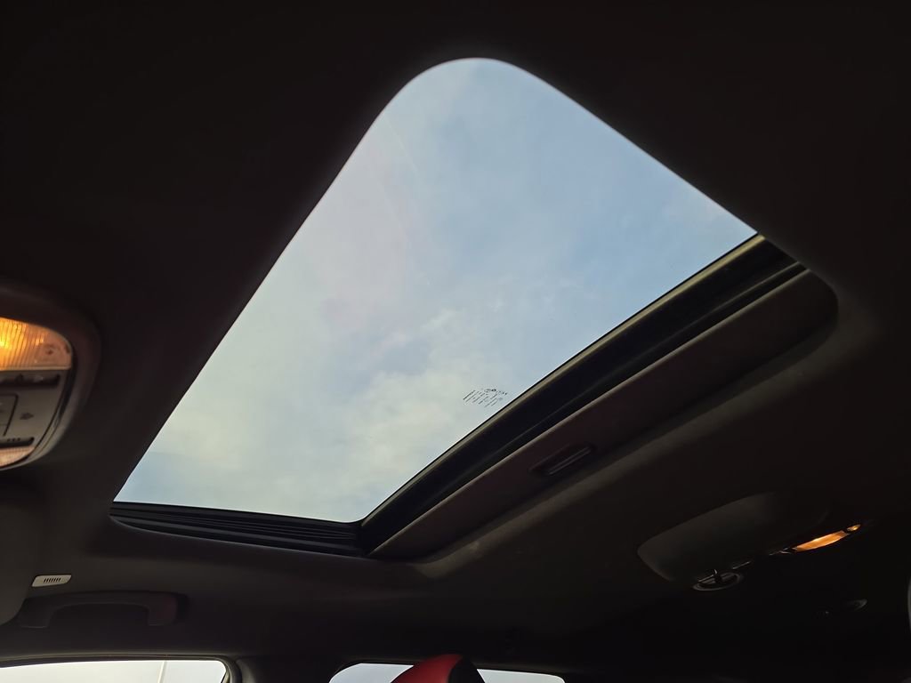 Used 2022 Dodge Durango R/T w/ Blacktop Package image 23