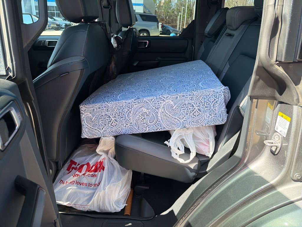 Used 2024 Ford Bronco Outer Banks image 8