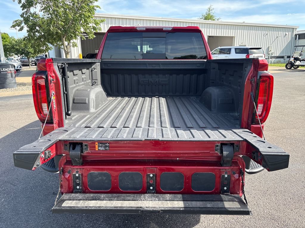 Used 2023 GMC Sierra 1500 SLT w/ SLT Premium Plus Package AWD/4WD image 14