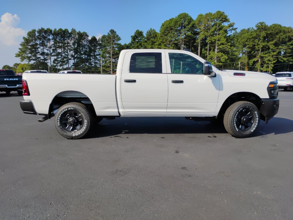 New 2026 RAM 2500 Tradesman AWD/4WD image 4