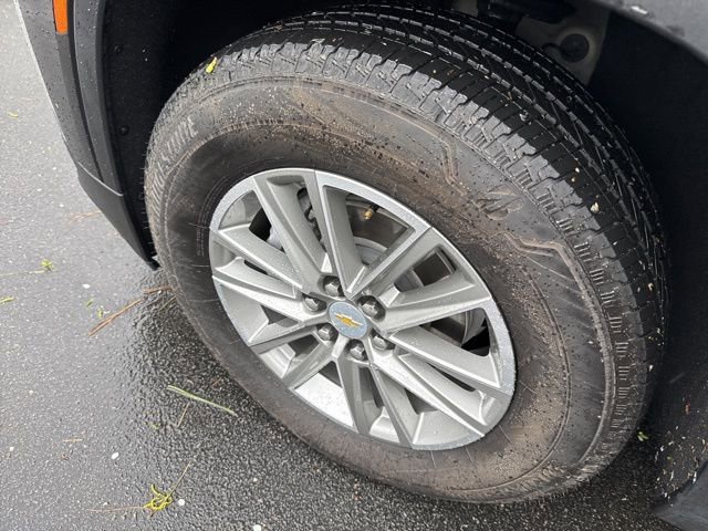 Used 2023 Chevrolet Traverse LT image 34