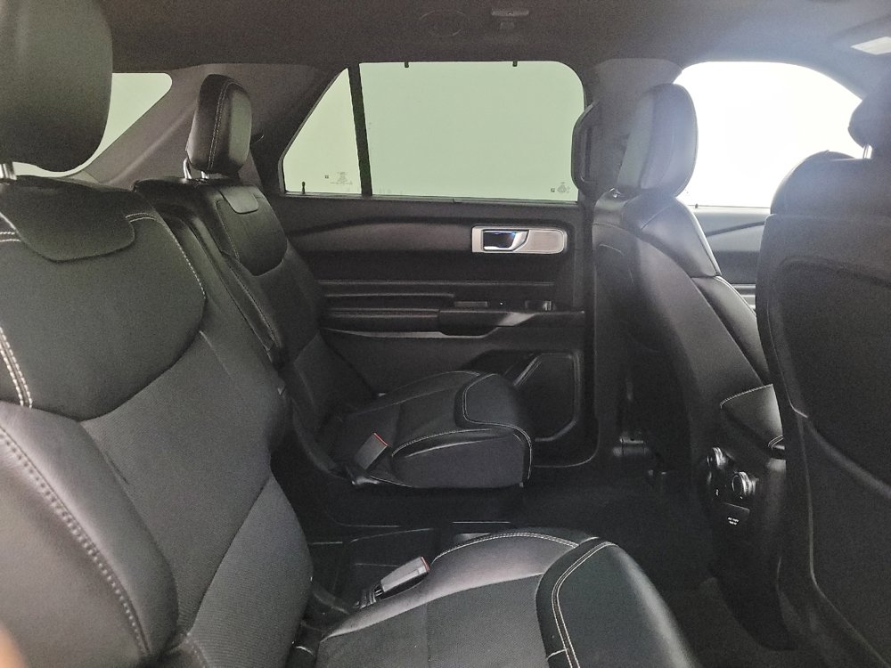 Used 2020 Ford Explorer ST w/ ST Street Pack image 19
