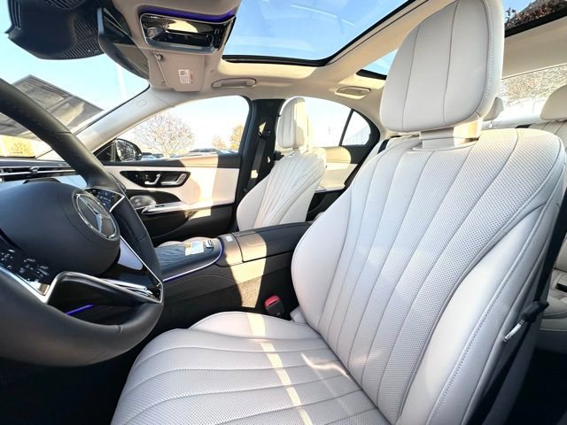New 2026 Mercedes-Benz E 350 4MATIC Sedan image 16