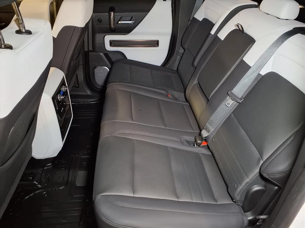 Used 2025 GMC Hummer EV 2X AWD/4WD image 19