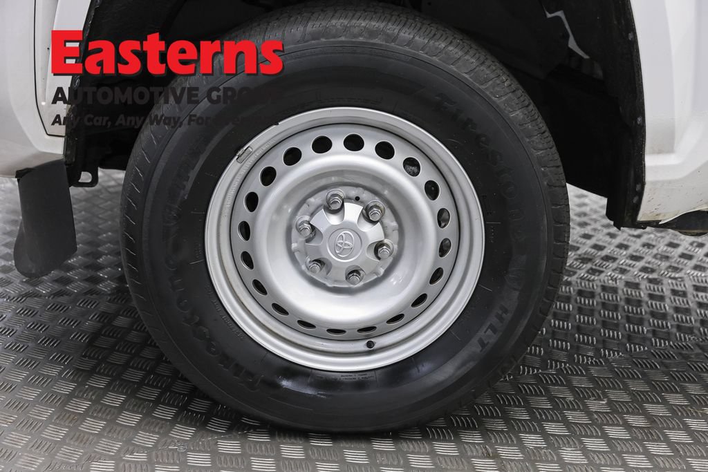 Used 2024 Toyota Tacoma SR RWD image 28