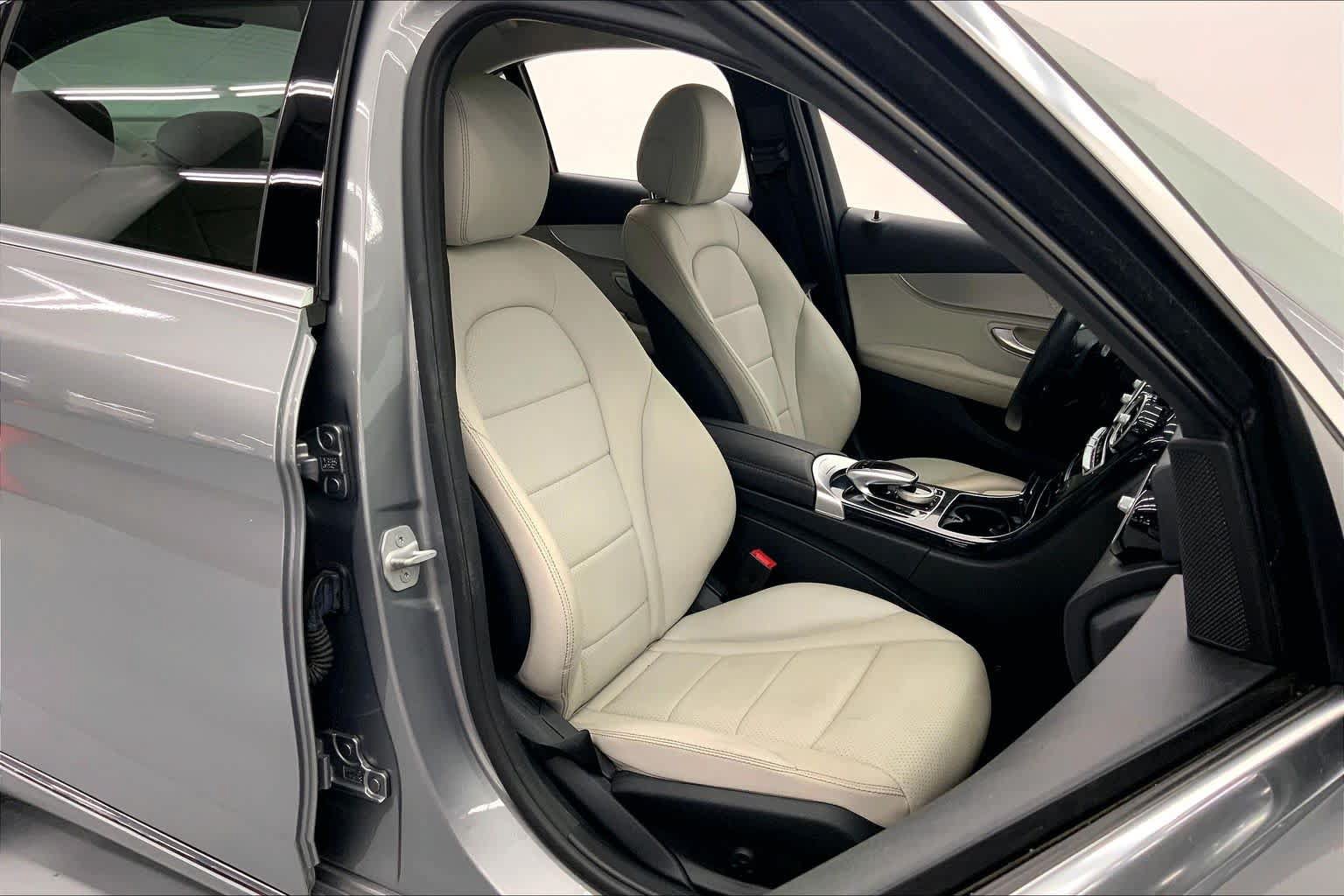 Used 2016 Mercedes-Benz C 300 Sedan image 11