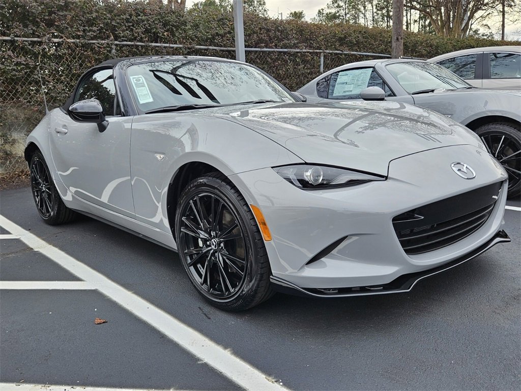 New 2025 MAZDA MX-5 Miata Club image 1