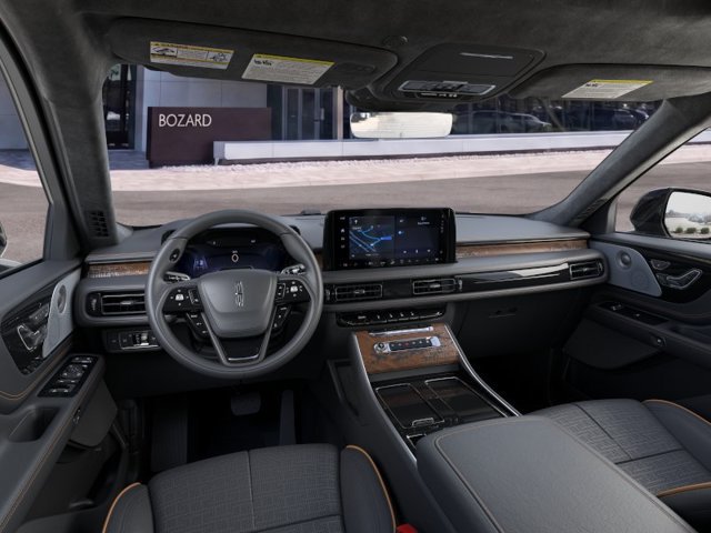 New 2026 Lincoln Aviator Black Label w/ Jet Appearance Package AWD/4WD image 9