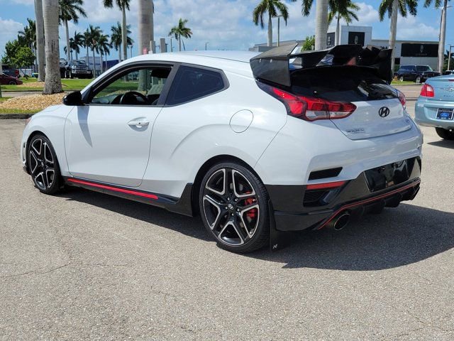 Used 2020 Hyundai Veloster N w/ Performance Package image 4