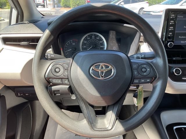 Used 2020 Toyota Corolla LE FWD image 20