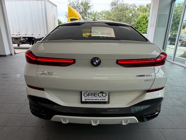 Used 2022 BMW X6 xDrive40i w/ M Sport Package AWD/4WD image 10