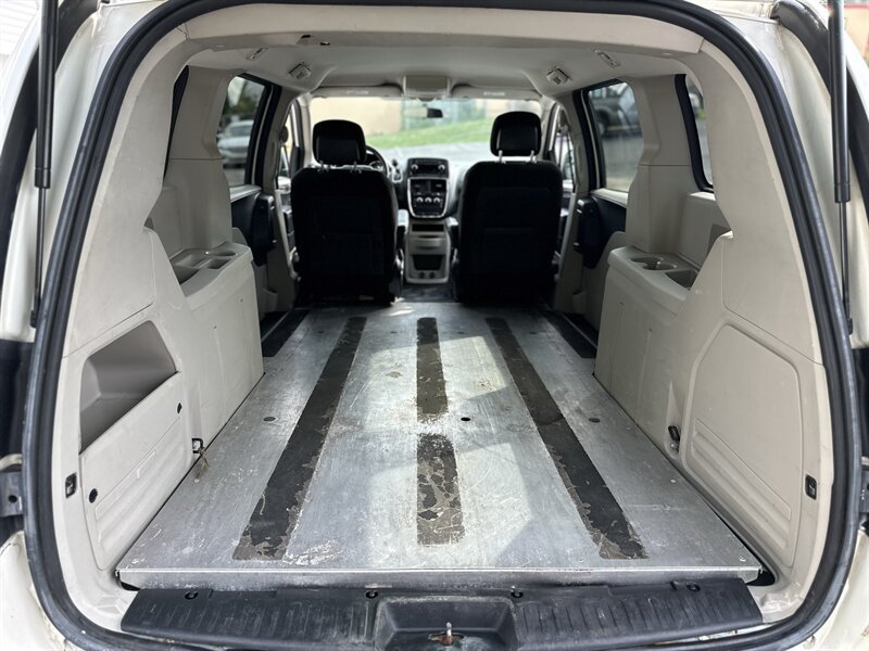 Used 2012 RAM C/V w/ PWR Window Group FWD image 12