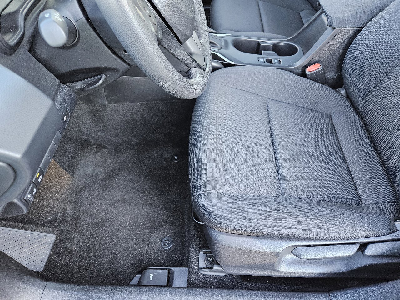 Used 2024 Toyota Corolla LE w/ LE Convenience Package image 14