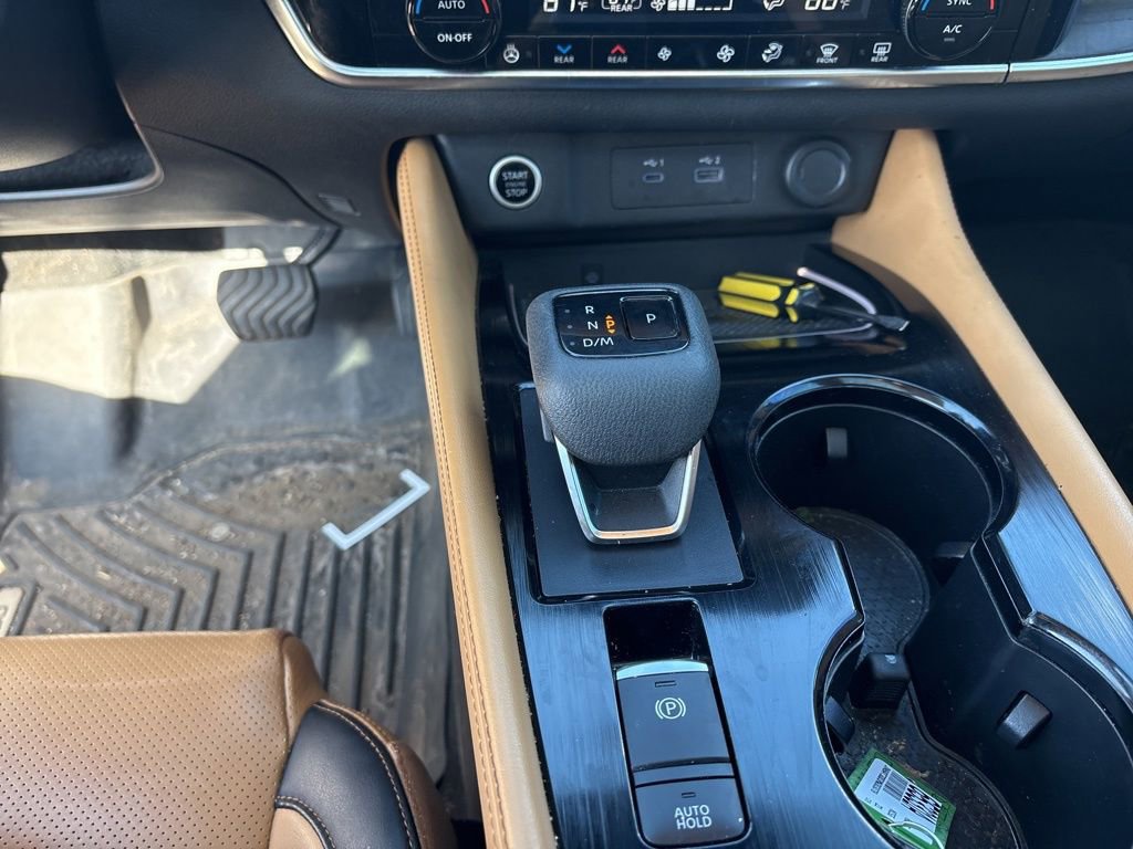 Used 2021 Nissan Rogue Platinum image 18