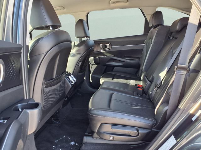 Used 2024 Kia Sorento S image 25