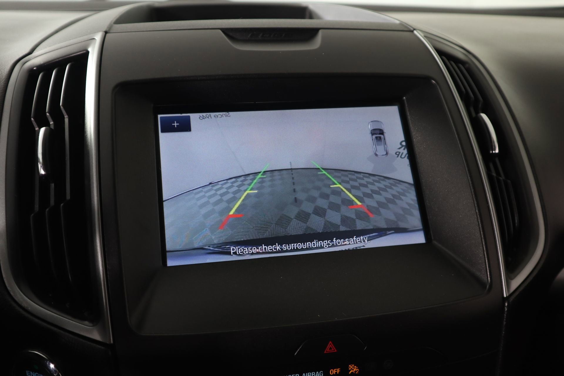 Used 2020 Ford Edge SE image 6