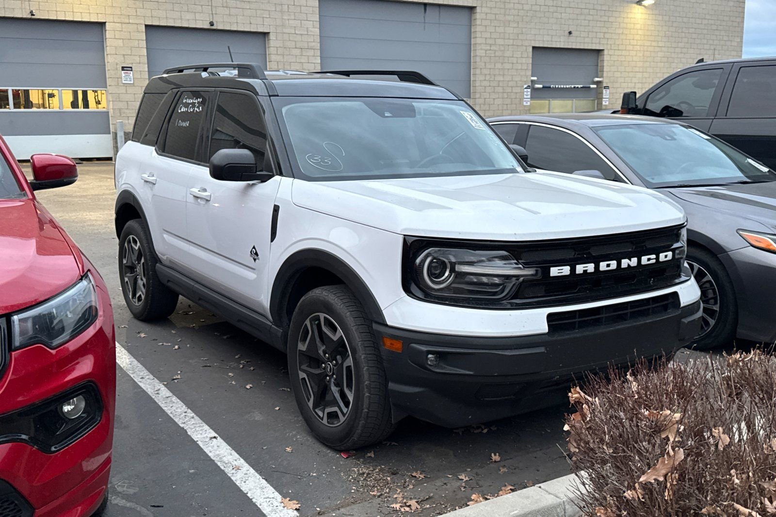 Used 2021 Ford Bronco Sport Outer Banks w/ Outer Banks Package (96D) image 2