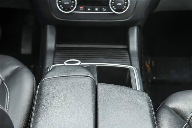Used 2015 Mercedes-Benz ML 350 4MATIC image 19