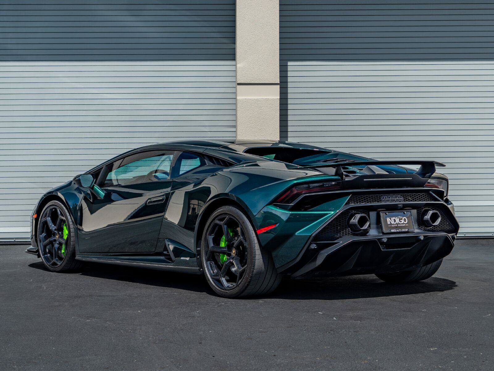 Used 2023 Lamborghini Huracan Tecnica RWD image 5