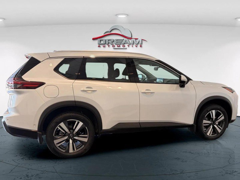 Used 2025 Nissan Rogue SL w/ SL Premium Package AWD/4WD image 22