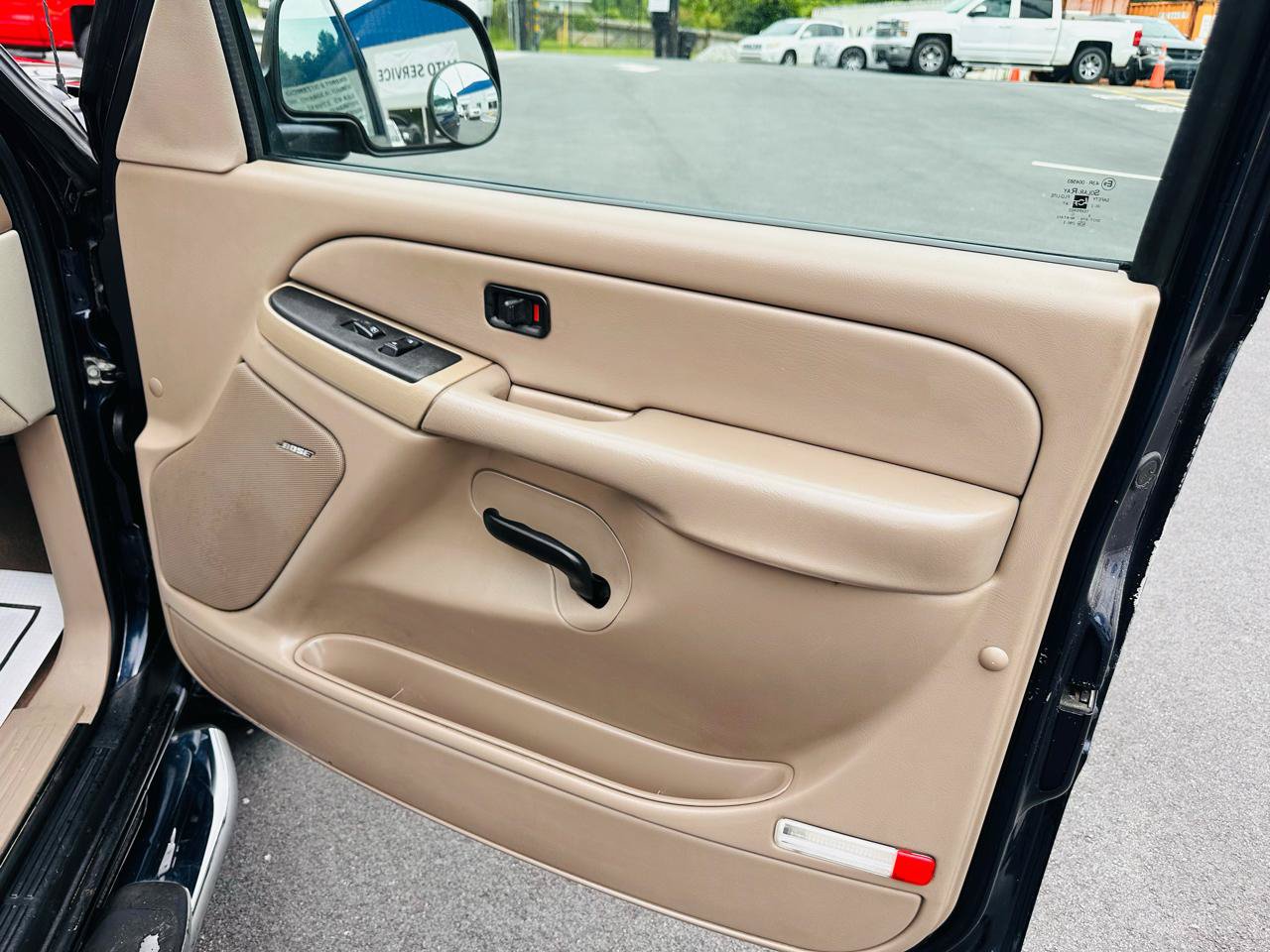 Used 2006 Chevrolet Avalanche LS w/ Sun And Sound Package AWD/4WD image 30